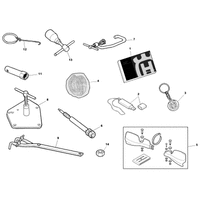 HILFSAUSRUESTUNG / HANDBUCH / KATALOG