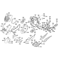 Vordere Verkleidung & Trittbrett