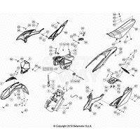 VERKLEIDUNG/SITZBANK/TANK